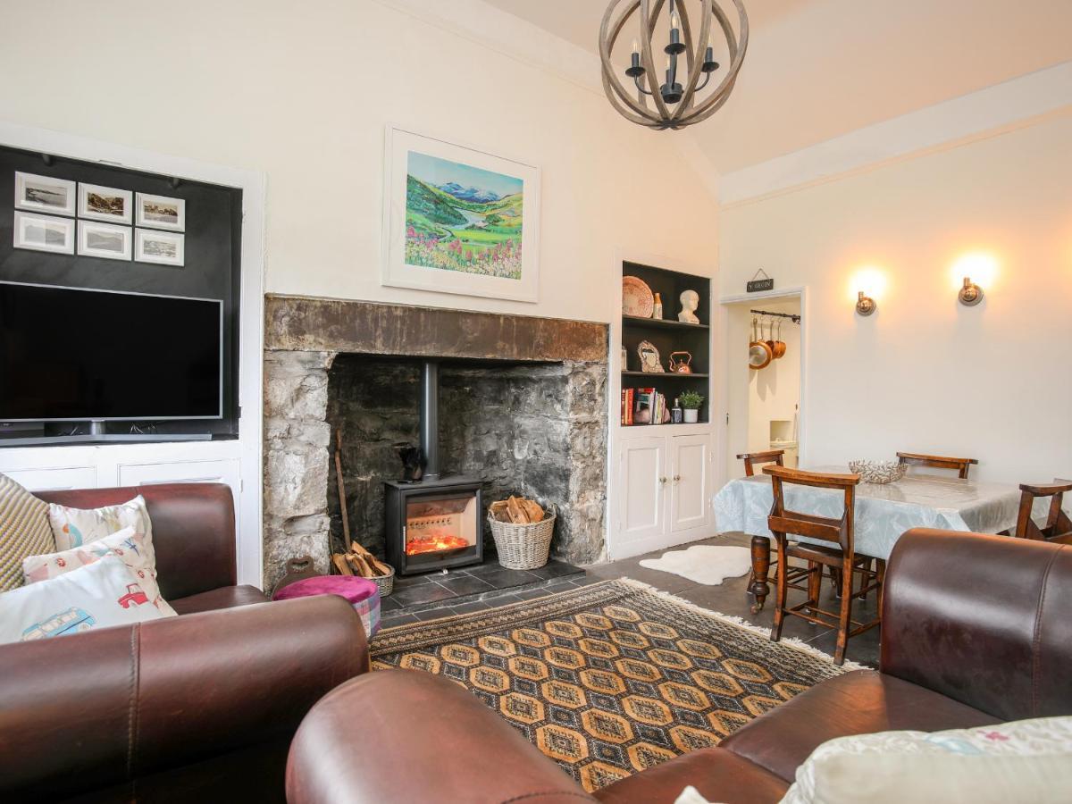Bodfeurig Farm Cottage แบงเกอร์ ภายนอก รูปภาพ