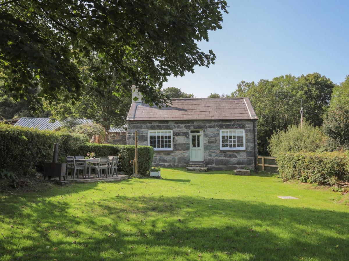 Bodfeurig Farm Cottage แบงเกอร์ ภายนอก รูปภาพ